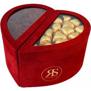 Chocolade box Scarlet rood goud - Ruim assortiment aan Luxe & Handgemaakte cadeaus - Verras op een speciale manier - 2 jaar houdbare rozen!