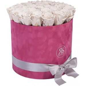 Handgemaakte Rozendoos velvet roze met witte premium roses