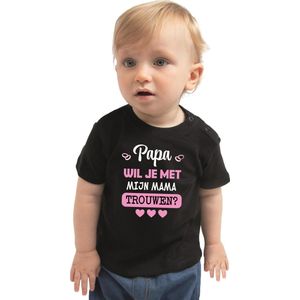 Bellatio Decorations huwelijksaanzoek baby t-shirt - Papa/Mama - zwart - bruiloft/trouwen 80