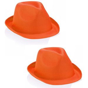 10x stuks oranje goedkope/voordelige party hoedje voor volwassenen. Oranje/holland thema petjes. Koningsdag of Nederland fans supporters