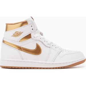 Nike Air Jordan 1 Retro High OG ""Metallic Gold"" - Sneakers - Dames - Maat 37.5 - Wit/Metallic Goud