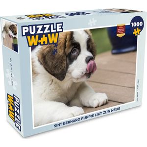 Puzzel Sint Bernard puppie likt zijn neus - Legpuzzel - Puzzel 1000 stukjes volwassenen