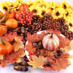 DIY Decoratie Set – 8 Kunstmatige Pompoenen en Kalebassen, 8 Dennenappels, 60 Zijden Esdoornbladeren, 20 Namaakeikels, 20 Zonnebloemen en 40 Bessen voor Halloween, Thanksgiving en Tafelstukken