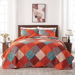 TRANKIELO® - Luxueuze Rood-Oranje Sprei Set – 240x260cm – Inclusief 2 Kussenslopen – Microvezel Patchworkdeken – Perfect voor Alle Seizoenen