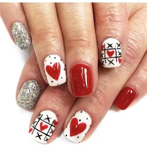 24 Stuks Rode Hartvormige Glanz Kunstmatige Nagels Valentijnsdag Fake Nagels om op te Plakken Press-on Korte Nagels