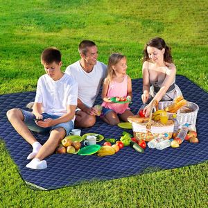 Outdoor Picknickdeken, Extra Grote Waterdichte Campingdeken met Schoudertas, Handige Sandproof Picknickdeken, Opvouwbare Picknickdeken voor Kamperen / Wandelen / Gras / Reizen