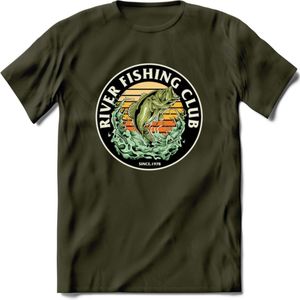 Fishing Club - Vissen T-Shirt | Beige | Grappig Verjaardag Vis Hobby Cadeau Shirt | Dames - Heren - Unisex | Tshirt Hengelsport Kleding Kado - Leger Groen - XL