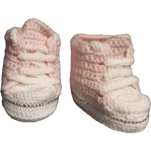 Gehaakte baby sneaker - Roze - 0-3 maanden - Siersteentjes