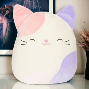 Klikkopers® - Kawaii knuffel - Squish Knuffel - 28 cm tot 32 cm - Kawaii Kat Knuffel - Kawaii Kussen - Kawaii Cat Knuffel - Paars Roze