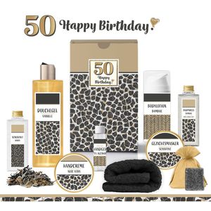 Geschenkset “50 Jaar Happy Birthday!” - 9 producten - 800 gram | Giftset voor haar - Luxe wellness cadeaubox - Cadeau vrouw - Gefeliciteerd - Set Verjaardag - Geschenk jarige - Cadeaupakket moeder - Vriendin - Zus - Verjaardagscadeau - Giraf