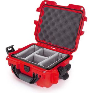Nanuk 905 Case w/padded divider - Red