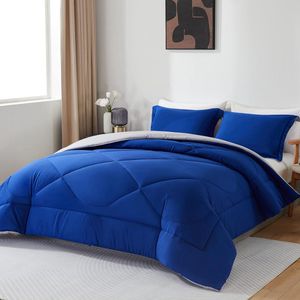 Duvet 155 x 220 cm, All-Year Duvet, Reversible Quilt, 300 GSM 4 Seasons Duvet 155 x 220 cm, Soft Microfiber Sleeping Blanket with Pillowcases