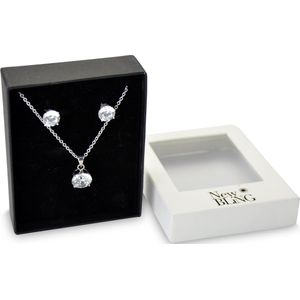 New Bling Gift Set 9NB SET003 Sieraden Geschenkset Zilveren Oorbellen 8 mm Collier 40+5 cm - Solitair Zirkonia steen - Zilverkleurig