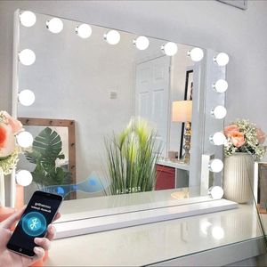 Hollywood spiegel met verlichting - 18 dimbare LED lampen - grote make-up spiegel - 10x vergrotende spiegel - USB - 80x60cm