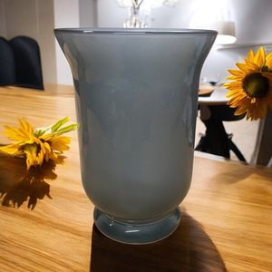 Vaas/Windlicht - Hoogte 20 cm - Vaas / Windlicht - Hoogte 20 cm - Wit - Mat Grijs - Lente collectie