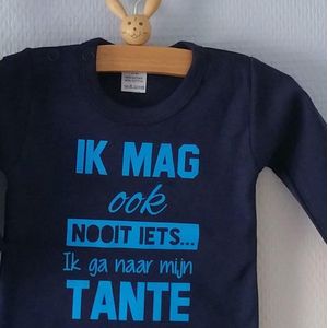 Baby Romper blauw met tekst opdruk Ik mag ook nooit iets ik ga naar mijn tante | korte mouw | donker blauw met licht blauw | maat 62/68  bekendmaking zwangerschap aanstaande baby jongen