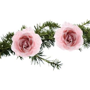 Kerstboom bloemen op clip - 2x stuks - roze - kunststof - 14 cm