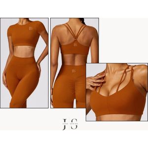 June Spring - Compleet Trainingspak - Sportset - Hoogwaardige kwaliteit Lycra - Vocht afvoerend - Flexibel - Comfortabel - Billift - Anti-cellulite - Kleur Cognac - Shirt - Legging - Top - Maat S