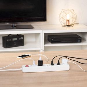 Meervoudige Stekkerdoos Met Schakelaar - Energiebesparing - 6 Stopcontacten - 45 Graden Gedraaid - 14 Meter Kabel - GS Getest - Wit