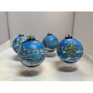 4 kerstballen in de Bob Ross stijl handpainted