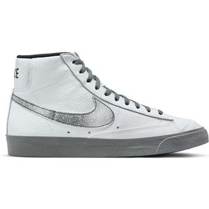 Nike Blazer Mid '77 EMB - Sneakers Maat 45