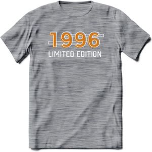 1996 Limited Edition T-Shirt | Goud - Zilver | Grappig Verjaardag en Feest Cadeau Shirt | Dames - Heren - Unisex | Tshirt Kleding Kado | - Donker Grijs - Gemaleerd - XL
