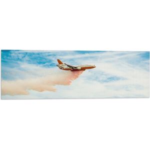 WallClassics - Vlag - Rode Rook uit Vliegtuig - 90x30 cm Foto op Polyester Vlag