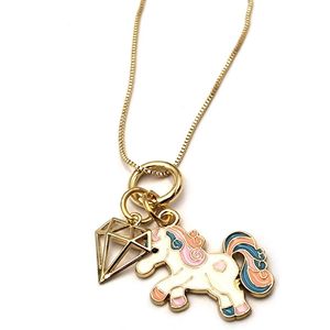 Goudkleurige ketting voor meisjes en dames met unicorn hanger en goudkleurig diamantje