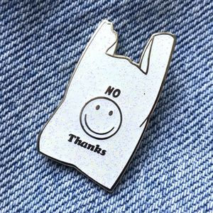 Zero Waste enamel pin broche - plastic free - duurzaam