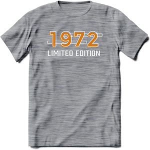 1972 Limited Edition T-Shirt | Goud - Zilver | Grappig Verjaardag en Feest Cadeau Shirt | Dames - Heren - Unisex | Tshirt Kleding Kado | - Donker Grijs - Gemaleerd - L