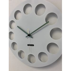 Wandklok CHANTALBRANDO -- WHITE TORNADO 40 -- MODERN DESIGN -- wit