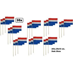 50x Zwaaivlaggetjes op stok rood/wit/blauw - zwaai vlaggetjes EK WK thema feest nederland koningsdag festival uitdeel