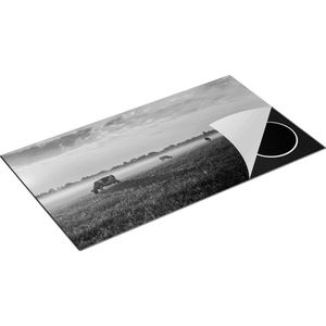 Chefcare Inductie Beschermer Koeien in de Wei tijdens Zonsopkomst - Zwart Wit - 95x50 cm - Afdekplaat Inductie - Kookplaat Beschermer - Inductie Mat