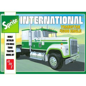 1:25 AMT 1394 International Transtar 4300 Eagle - Sprite Tractor Cab Truck Plastic Modelbouwpakket
