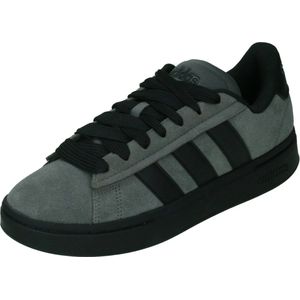 Adidas grand court alpha 00s in de kleur zwart.