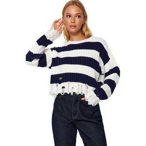 Trendyol Ecru Cropped Gebreide Trui Met Breed Patroon En Strepen Twoaw24Kz00905