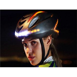 Smart Helm / fietshelm met verlichting en richtingaanwijzers, extra veilig voorlicht, achterlicht en knipperlichten om richting aan te geven