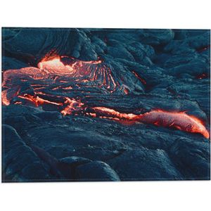 WallClassics - Vlag - Magma Stromend over Vulkaan - 40x30 cm Foto op Polyester Vlag