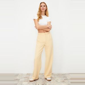 Trendyol Lichtgele Geplooide Geweven Broek Met Hoge Taille En Wijde Pijpen Twoaw21Pl0076