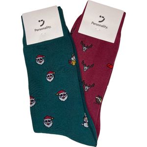 Personality. Socks | Kerstsokken in duo geschenkverpakking | Herensokken | Maat 41-46 | Kerstmis | Kersttrui | Net zo leuk voor dames | Kerstman | Rendier | Cadeautje | Groen | Rood | Sokken | Cadeautje