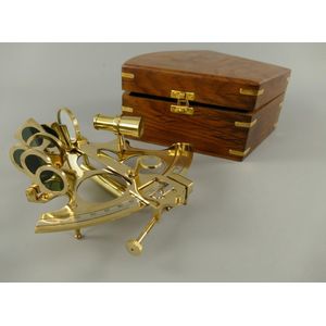 Meetinstrument - Sextant 6"" in houten kist - Hout en messing - 10 cm hoog
