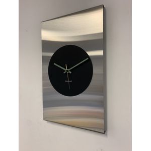 Wandklok CHANTALBRANDO -- NEW JERSEY -- SILVER & BLACK -- MODERN DESIGN