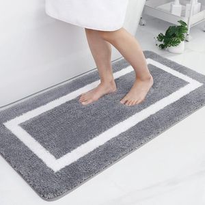 Antislip Badkamertapijt 60 x 120 cm - Zacht Wasbaar Microvezel Hoogpolig - Grijs