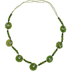 Behave Lange groene ketting van hout riet en schelp