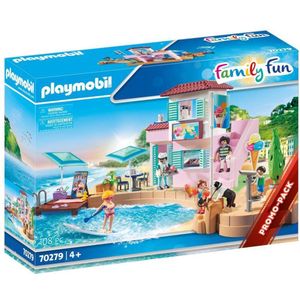 PLAYMOBIL Family Fun IJssalon aan de haven - 70279