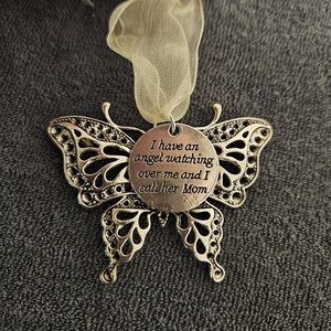 Ornament voor troost vlinder metaal met tekst en lint_ mama
