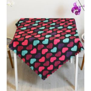 Tafelkleed vierkant  140x140 cm - Bedrukt Velvet Textiel - Roze en groene hartjes - Tafellaken - De Groen Home