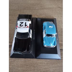 Politieauto's 2 x 1 - Chevrolet Bel Air Police Cars 1:43 Editions Atlas , 2 - Morris Minor Police Cars 1:43 Editions Atlas , 2 x Mint in Box