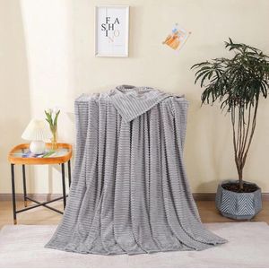 Deken 100 x 150 cm deken grijze deken als bankdeken zachte warme bank deken bank deken pluizige woondeken slaapdeken