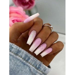 24 stuks licht kleurige kunstnagels - nepnagels - plaknagels